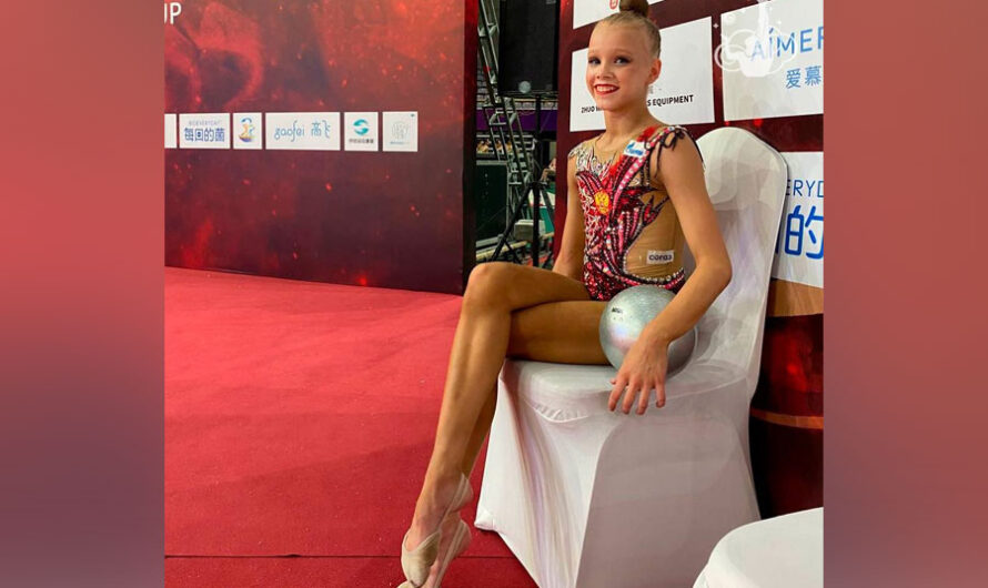 Юная гимнастка из Новосибирска заняла 1-е место на турнире в Пекине