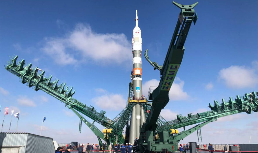 Ракета с надписью «Новосибирск» стартует в космос с Байконура