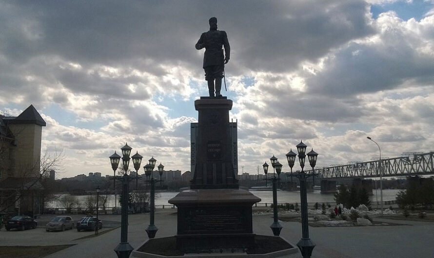 Перенос памятника Александру III обсуждают в Новосибирске
