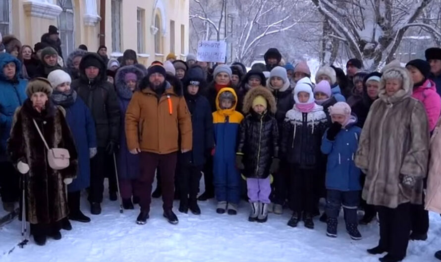Жители поселка Тихий получили маршрутку после жалобы Владимиру Путину