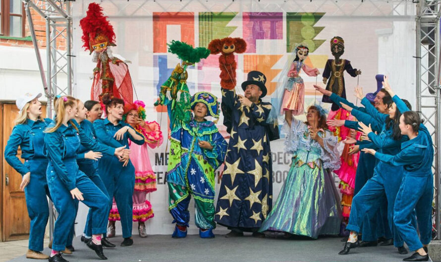 Международный фестиваль кукольных театров открылся в Новосибирске