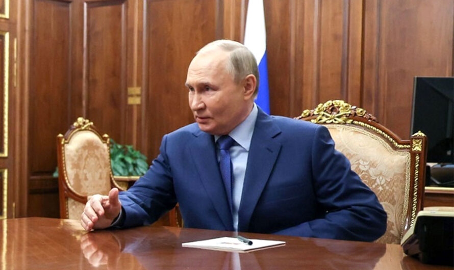 Владимир Путин наградил доярку, директора и других отличившихся жителей Новосибирской области