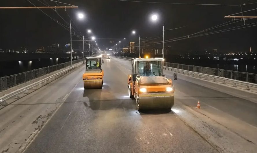 На Октябрьском мосту отремонтировали более 13 тыс. кв. метров дорожного полотна