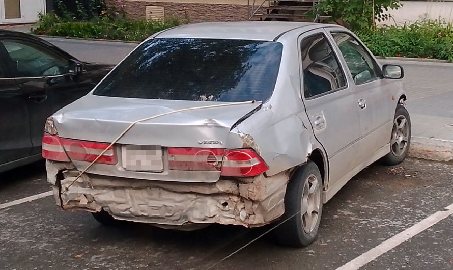 Более сотни брошенных авто эвакуировали на спецстоянку в Новосибирске